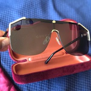 Gucci GG0291S